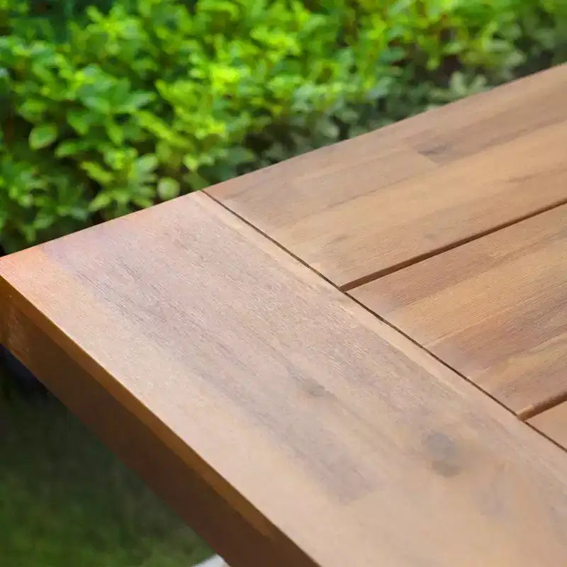 Set da pranzo da 6 pezzi per patio: tavolo in legno di acacia, panca, 4 poltrone in rattan - Captiva Designs