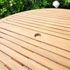 Tavolo da pranzo rotondo da esterno Sonoma Lane Channing in teak marrone chiaro – Resistente alle intemperie, 2. Foro per ombrellone
