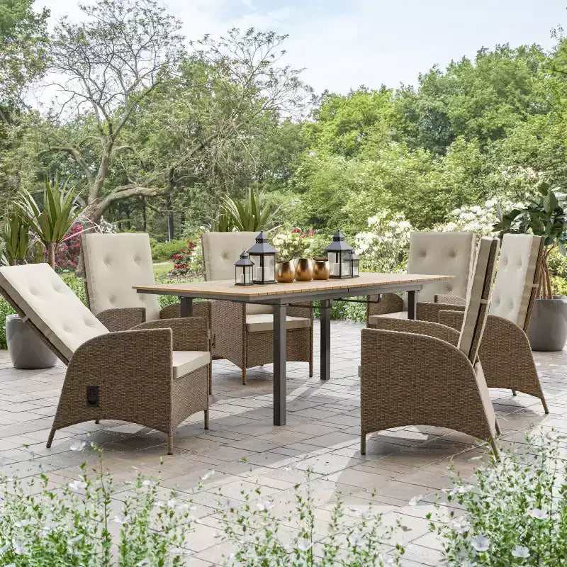 Greemotion 61,4"-93,9" Mackay Teak e Metallo Tavolo da Pranzo Rettangolare da Esterno con Prolunga a Farfalla Autoconservante: 8 Posti a Sedere