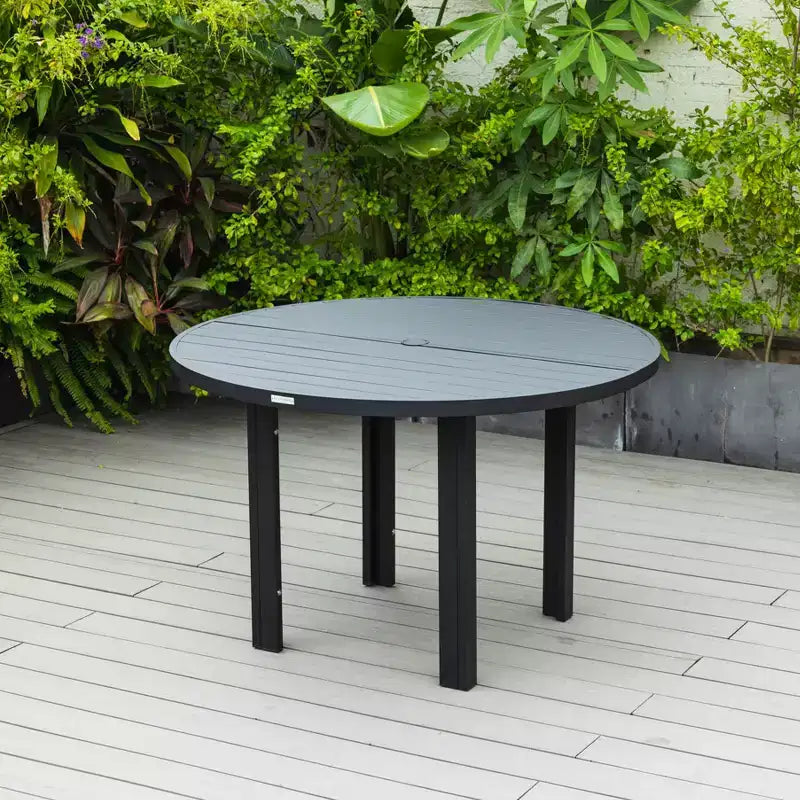 Tavolo da pranzo rotondo da esterno in alluminio LeisureMod per casa moderna, patio, giardino, collezione Chelsea