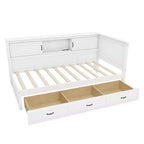 Letto da giorno a L Captain per due letti singoli/una piazza e mezza con cassetti, libreria, faretto a LED, prese CA e porte USB, bianco-ModernLuxe