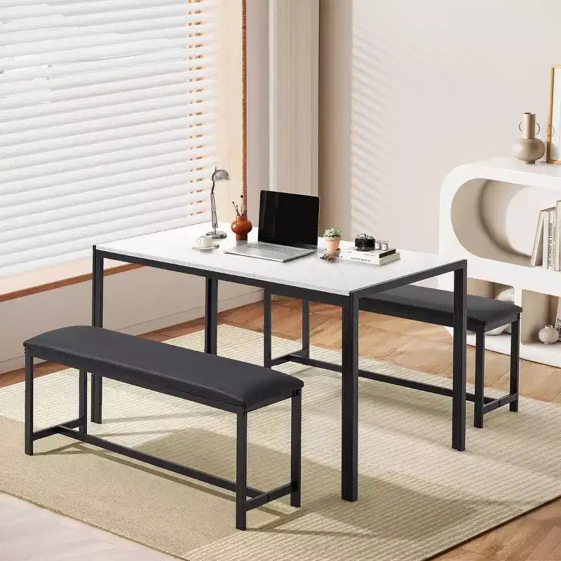Set da tavolo da pranzo salvaspazio EROMMY, con un elegante tavolo in finto marmo o con venature del legno e sedie moderne
