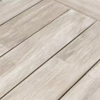 GDFStudio Bowman Tavolo da pranzo moderno industriale da esterno in legno di acacia da 71 W con gambe in metallo