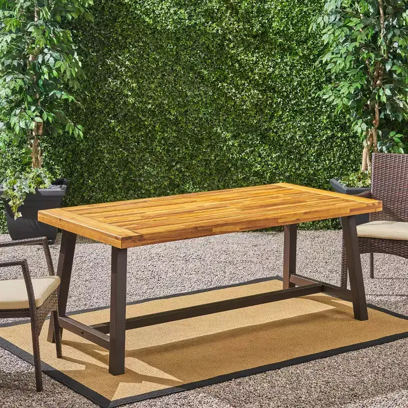 GDFStudio Bowman Tavolo da pranzo moderno industriale da esterno in legno di acacia da 71 W con gambe in metallo
