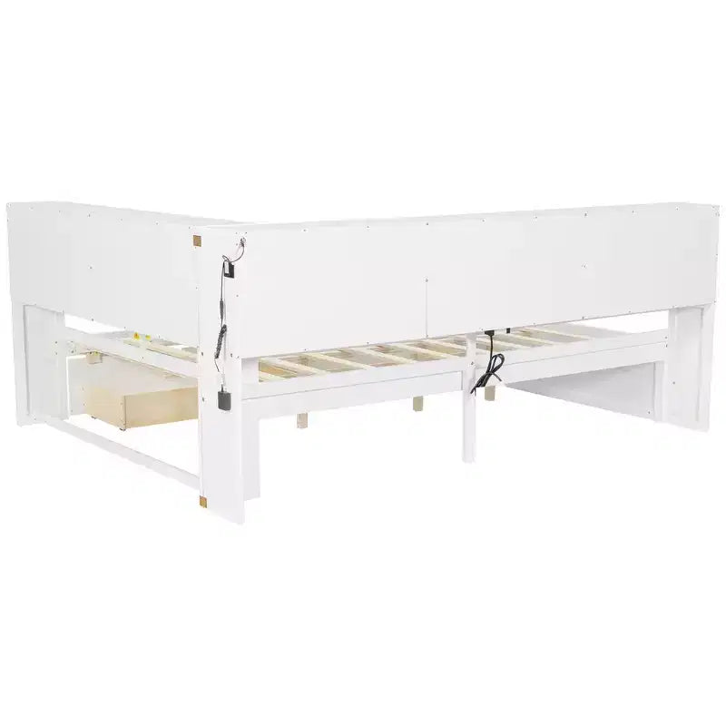 Daybed in legno Full Size Whisen con ripiani portaoggetti, USB, LED e letto estraibile a rotelle