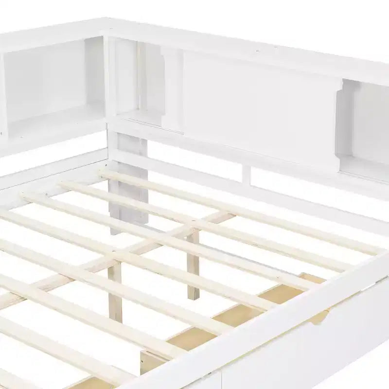 Daybed in legno Full Size Whisen con ripiani portaoggetti, USB, LED e letto estraibile a rotelle