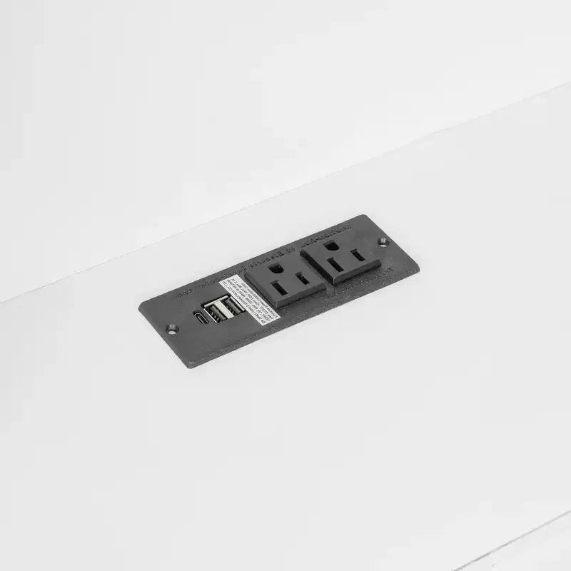 Daybed in legno Full Size Whisen con ripiani portaoggetti, USB, LED e letto estraibile a rotelle