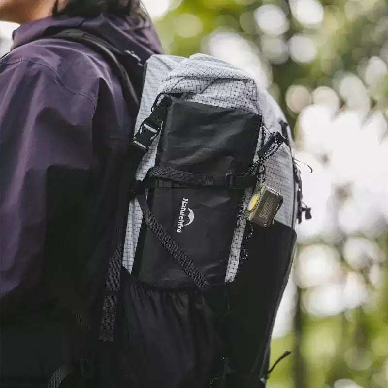 Naturehike Tavolo da campeggio pieghevole ultraleggero, tavolo da spiaggia compatto in alluminio con borsa per il trasporto per zaino in spalla, campeggio, escursioni, spiaggia, picnic
