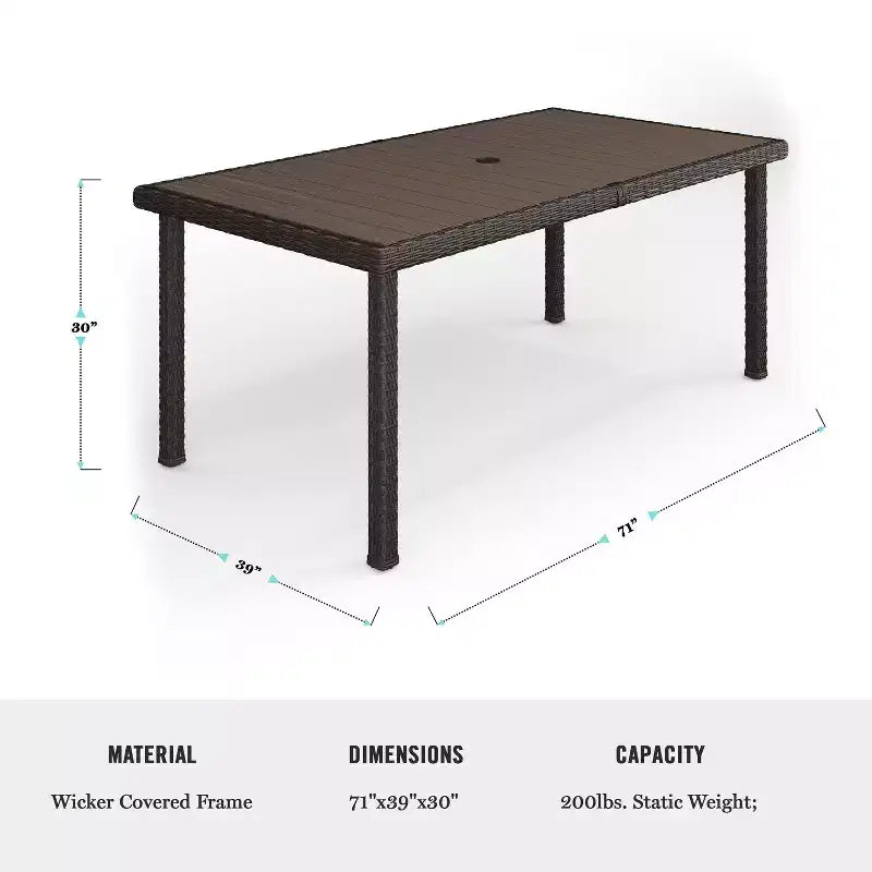 Tavolo da patio Martha Stewart Bedford 71 per interni-esterni con piano in legno composito in vimini effetto rattan