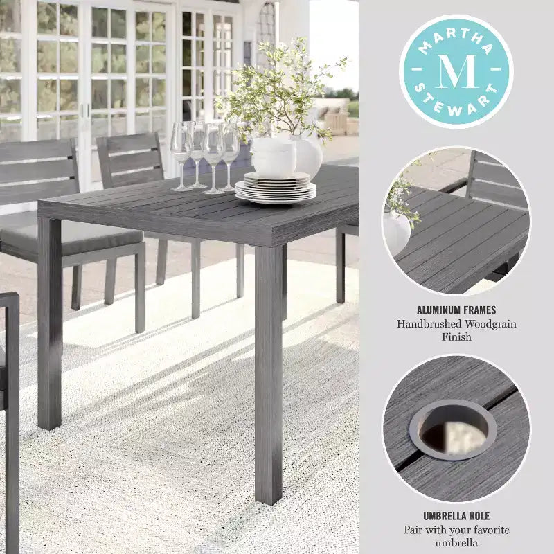 Martha Stewart Bedford 62 Tavolo da patio per interni-esterni con finitura in alluminio spazzolato effetto legno
