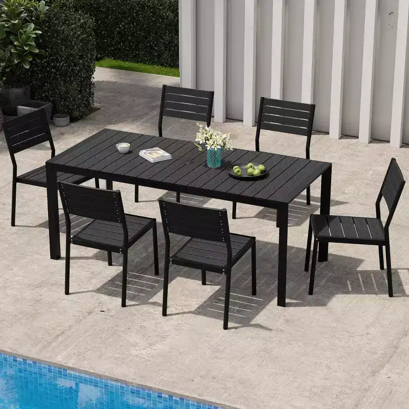 Crestlive Products Tavolo da pranzo da esterno per 4-6 persone Tavolo rettangolare da patio, telaio in alluminio con piano in finto legno resistente e foro per ombrellone Marrone