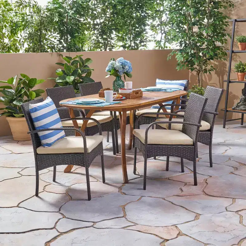 Set da pranzo Christopher Knight Home Mason da 7 pezzi in legno di acacia e vimini da esterno con cuscini