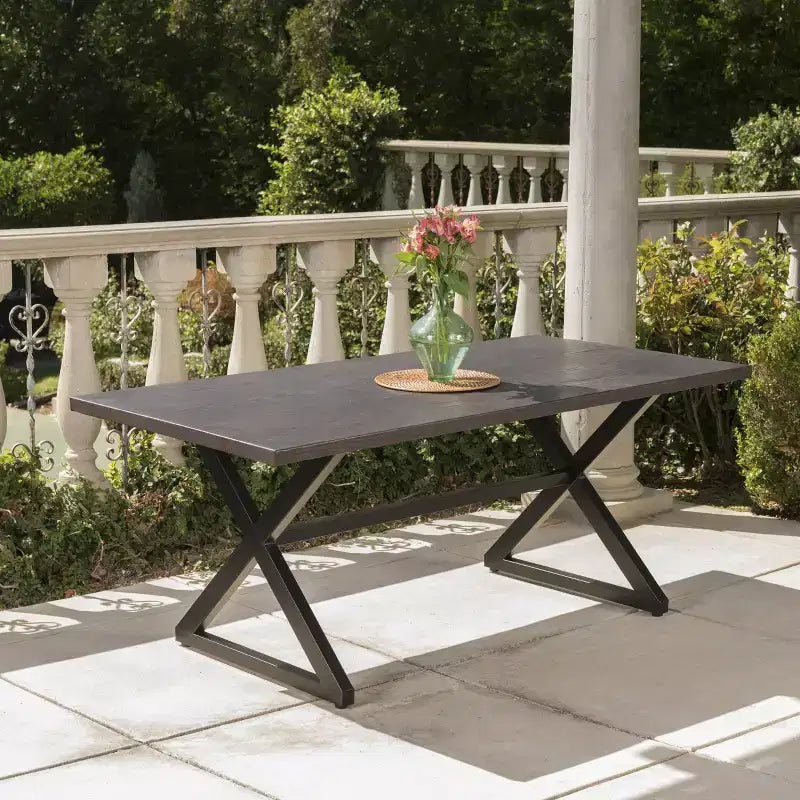 Christopher Knight Home Rolando Tavolo da Pranzo da Esterno 70,5 in Alluminio con Base a Slitta Incrociata