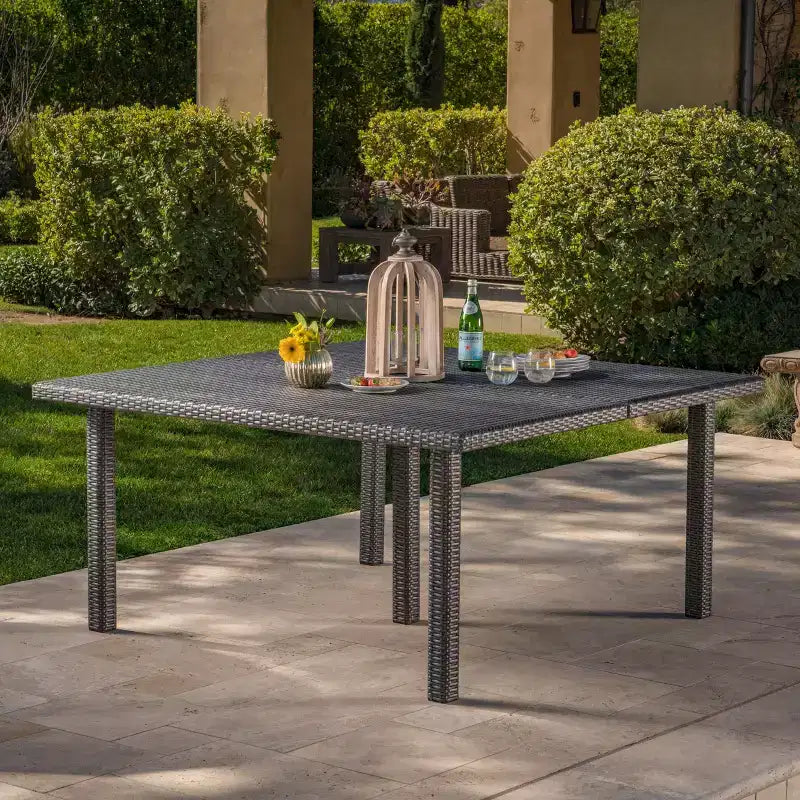 GDFStudio Fiona 64 Tavolo da Pranzo Quadrato per Esterni in Rattan Intrecciato con Struttura in Ferro