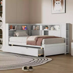 Letto a giorno in legno Whisen Twin con mensole e letto estraibile