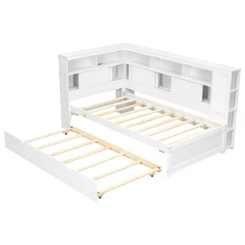 Letto a giorno in legno Whisen Twin con mensole e letto estraibile