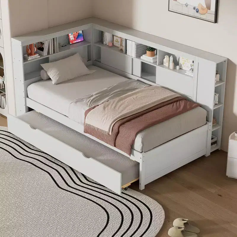 Letto a giorno in legno Whisen Twin con mensole e letto estraibile
