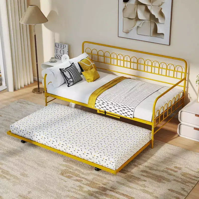 Costway Letto a Giorno Singolo con Letto Estraibile, Schienale e Braccioli Curvi, Doghe in Metallo Resistenti, Nero/Oro
