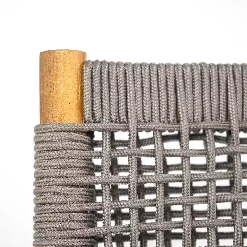 Christopher Knight Home Amara Set da pranzo rustico per esterni da 6 pezzi in legno di acacia con tavolo a doghe in rattan e cuscini