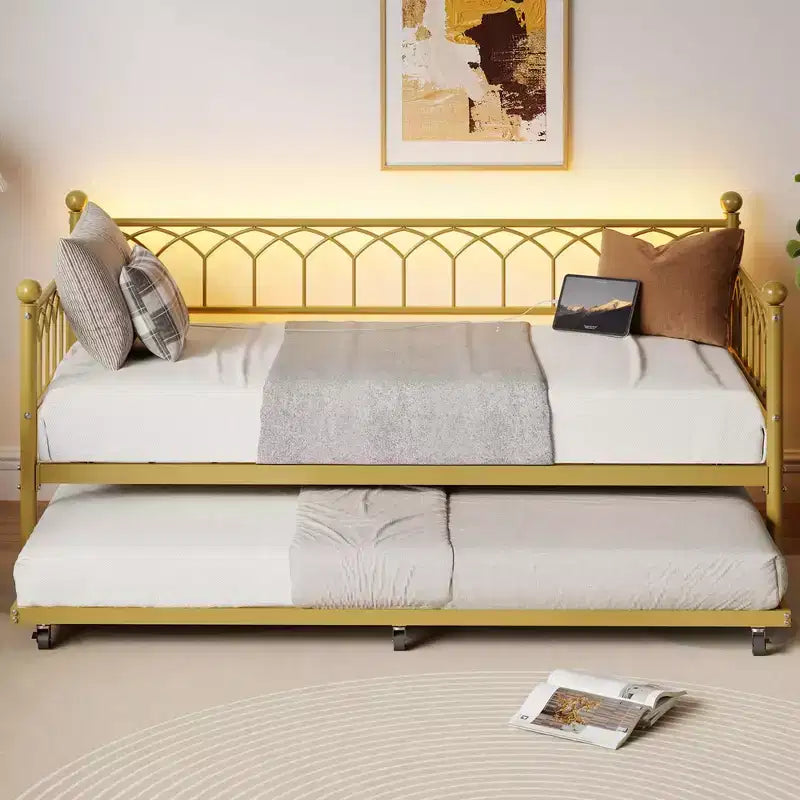 Divano Letto Singolo con Letto Estraibile, Divano Letto con Stazione di Ricarica e Luci LED, Struttura Letto in Metallo con Letto Estraibile per Soggiorno, Camera da Letto, Appartamento