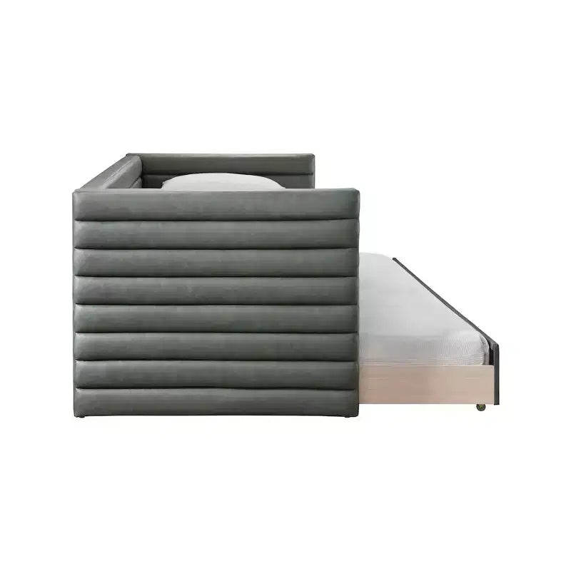 Meridian Furniture, Letto a giorno doppio in pelle vegana Beverly
