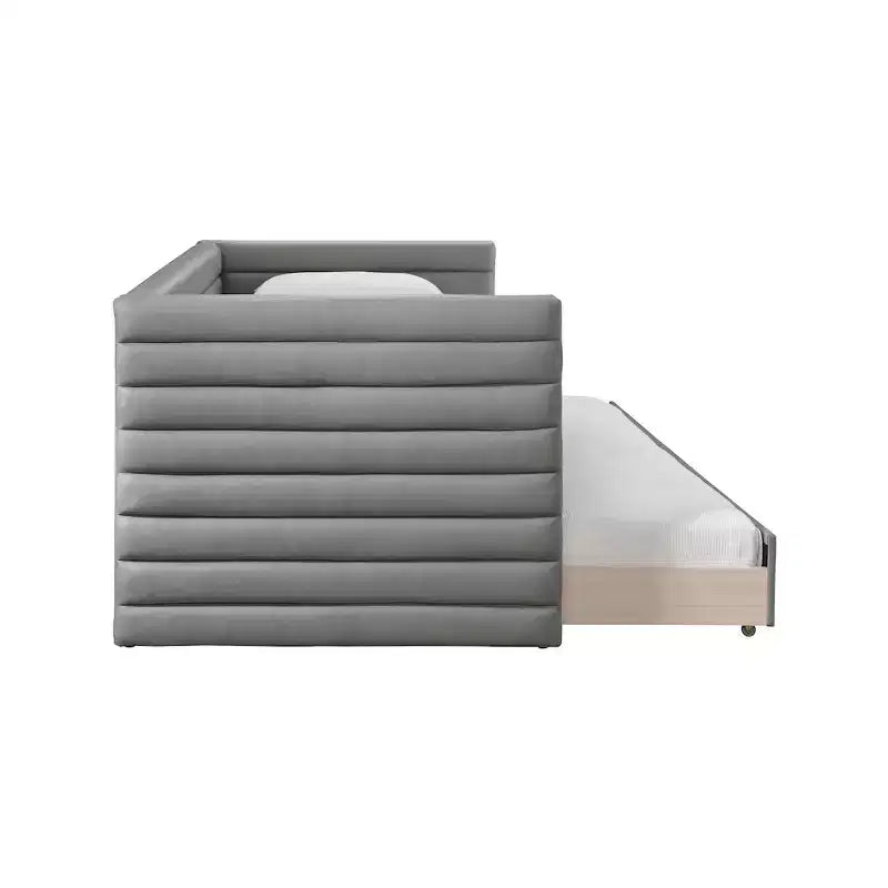 Meridian Furniture, Letto a giorno doppio in pelle vegana Beverly