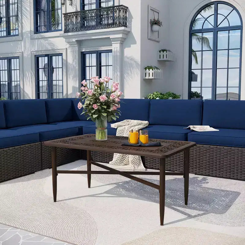Tavolo da pranzo da esterno Captiva Designs in alluminio fuso per patio e giardino, resistente alle intemperie, con piano inciso