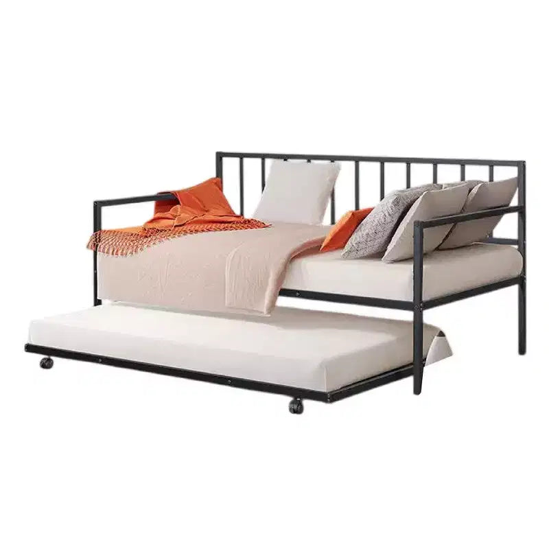 Daybed Royal Hampton con letto estraibile, struttura in metallo nero a doghe a giorno
