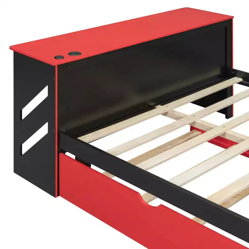 Luxystar Letto a giorno a grandezza naturale con scrivania integrata, ricarica USB e rotelle singole, letto multifunzionale salvaspazio per camera degli ospiti e giochi