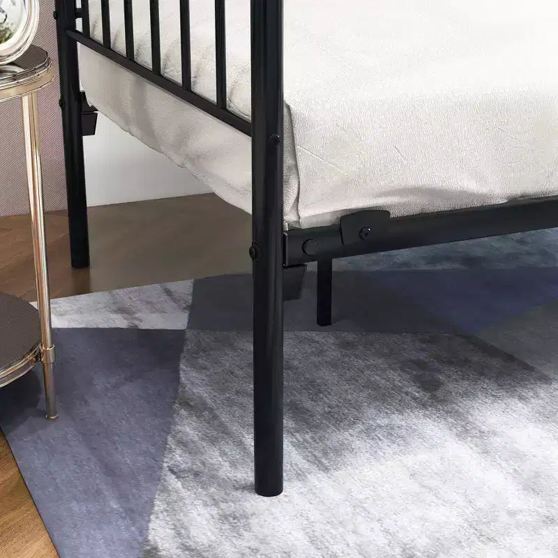 GDFStudio Flynn Letto da giorno in metallo moderno di metà secolo con testiera