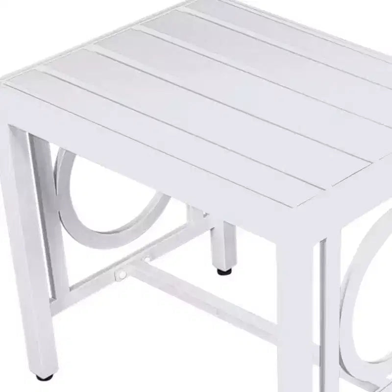 HomeRoots Tavolino da esterno in metallo bianco da 16 pollici