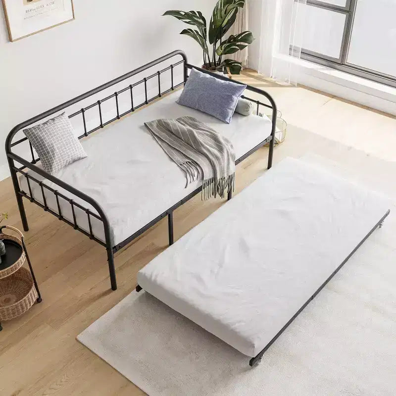 MAYEERTY Struttura per letto a giorno in metallo a una piazza e mezza con letto estraibile, Piattaforma divano letto resistente, Nessuna molla richiesta, Nero