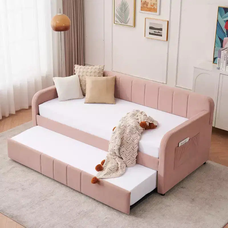 Struttura letto a giorno imbottita matrimoniale Zeus & Ruta con letto estraibile per camera da letto, soggiorno, camera degli ospiti