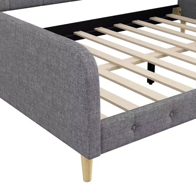 Letto a giorno matrimoniale moderno imbottito in lino Luxystar