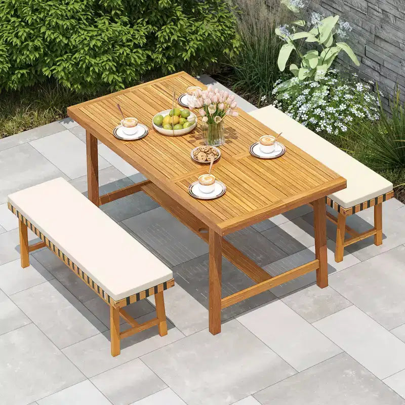 Set da pranzo da patio Gymax 3 pezzi con tavolo rettangolare e 2 panche con foro per ombrellone da 1,97".
