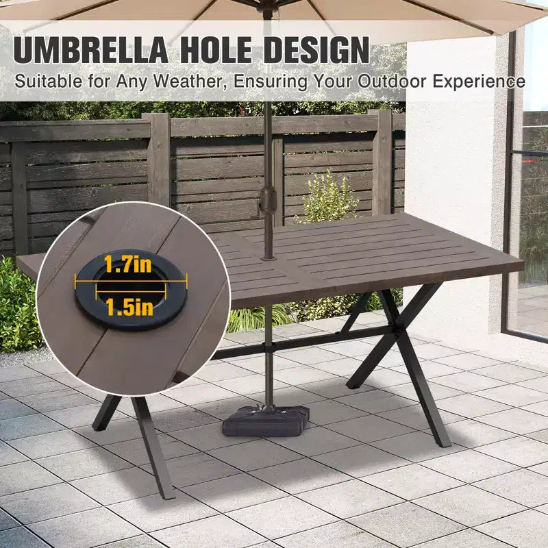 Tavolo da pranzo per esterni EAGLE PEAK a 6 posti con foro per ombrellone, tavolo da patio in legno naturale e acciaio per giardino, terrazza e cortile Marrone