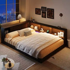 Divano letto in legno Queen Size ModernLuxe con mensole portaoggetti, Struttura letto a piattaforma moderna con USB e LED