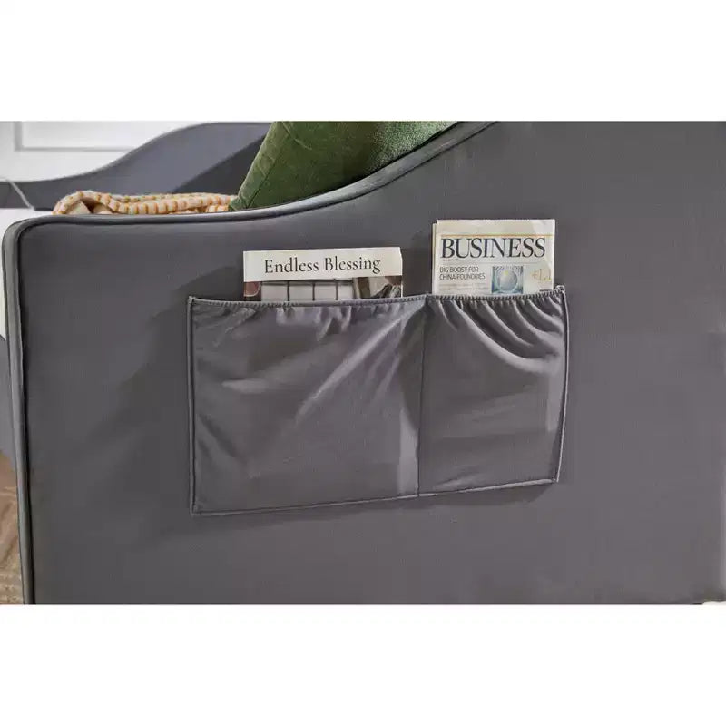 Letto singolo con rotelle, Divano letto in velluto con porta USB, Tasche laterali, Schienale capitonné per camera da letto, soggiorno - ModernLuxe
