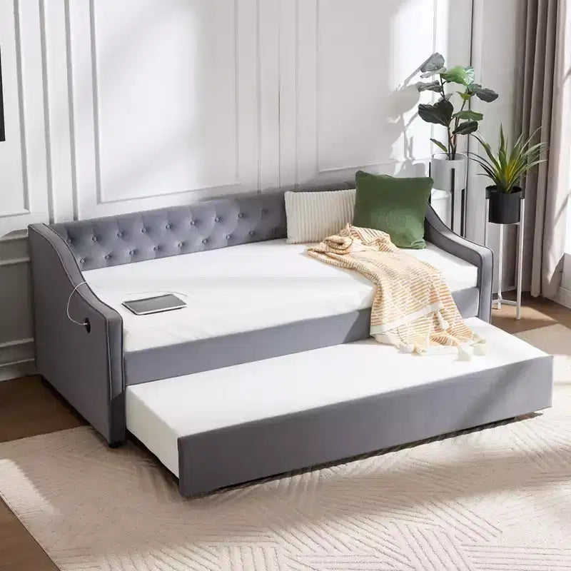 Letto singolo con rotelle, Divano letto in velluto con porta USB, Tasche laterali, Schienale capitonné per camera da letto, soggiorno - ModernLuxe