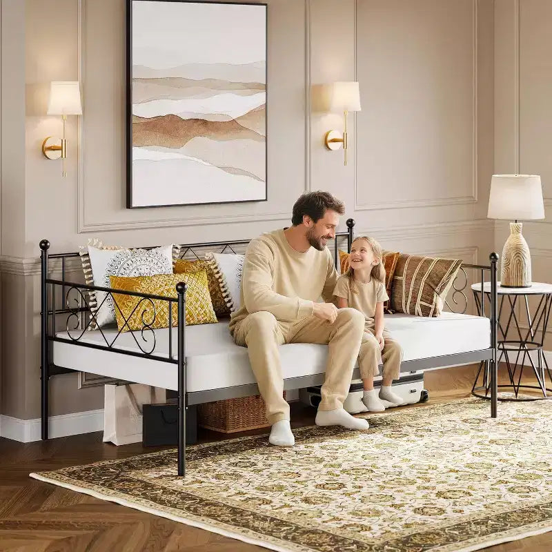 Daybed senza letto estraibile, letto singolo con testiera a forma di cuore, robusto divano letto in metallo per soggiorno/camera da letto/camera degli ospiti, facile da montare, nero