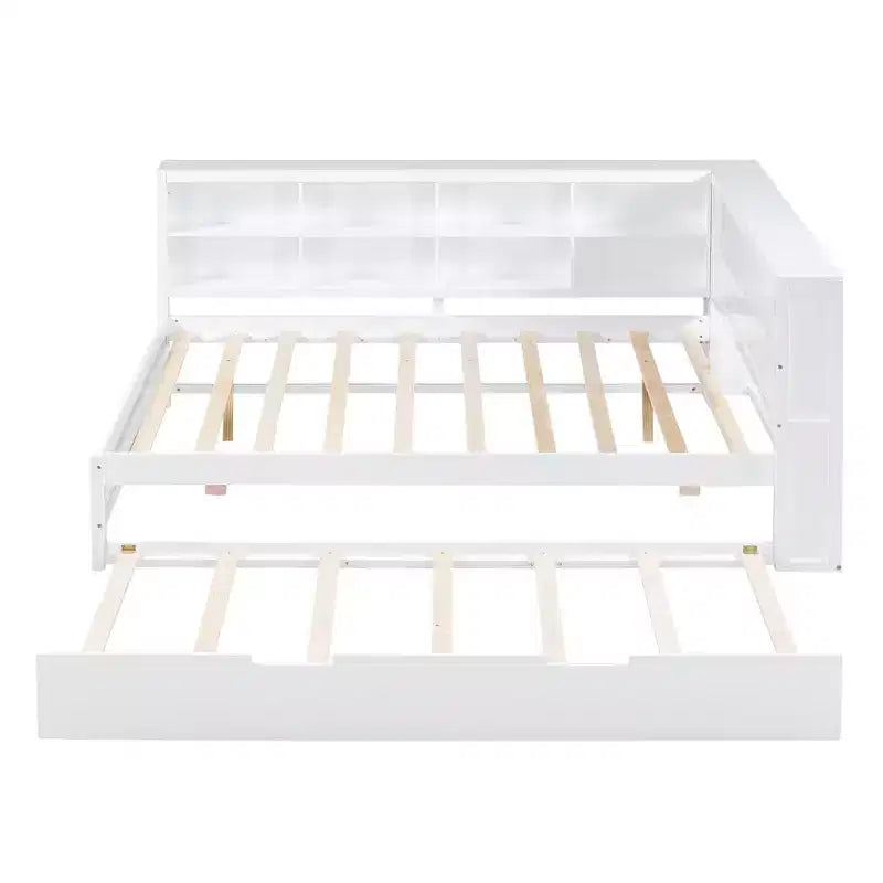 Daybed completo in legno con letto estraibile singolo, ripiano portaoggetti e porte di ricarica USB, bianco