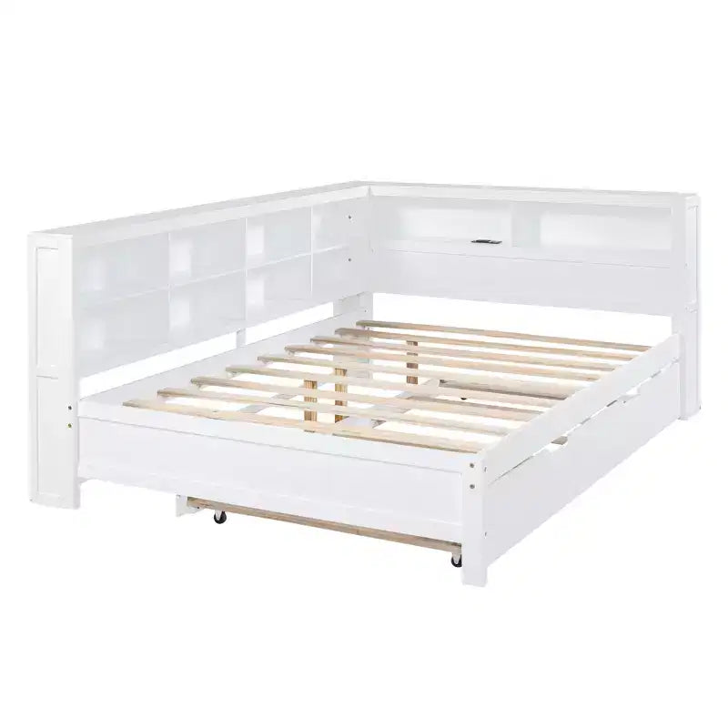 Daybed completo in legno con letto estraibile singolo, ripiano portaoggetti e porte di ricarica USB, bianco