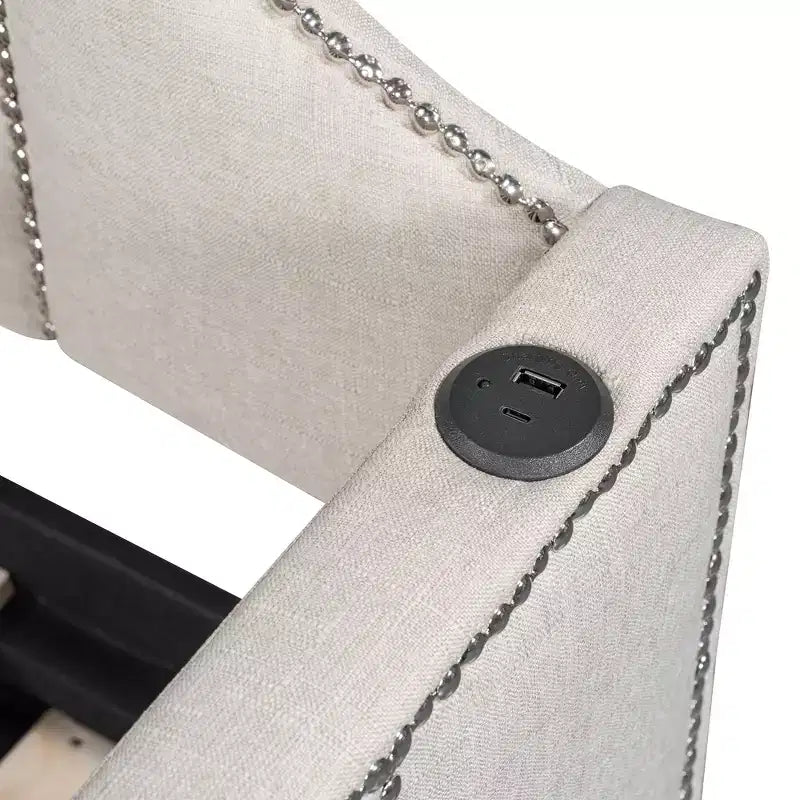 Letto a giorno imbottito ModernLuxe da una piazza a king size con letto estraibile a scomparsa e porte di ricarica USB, tessuto in lino, capacità 180 kg