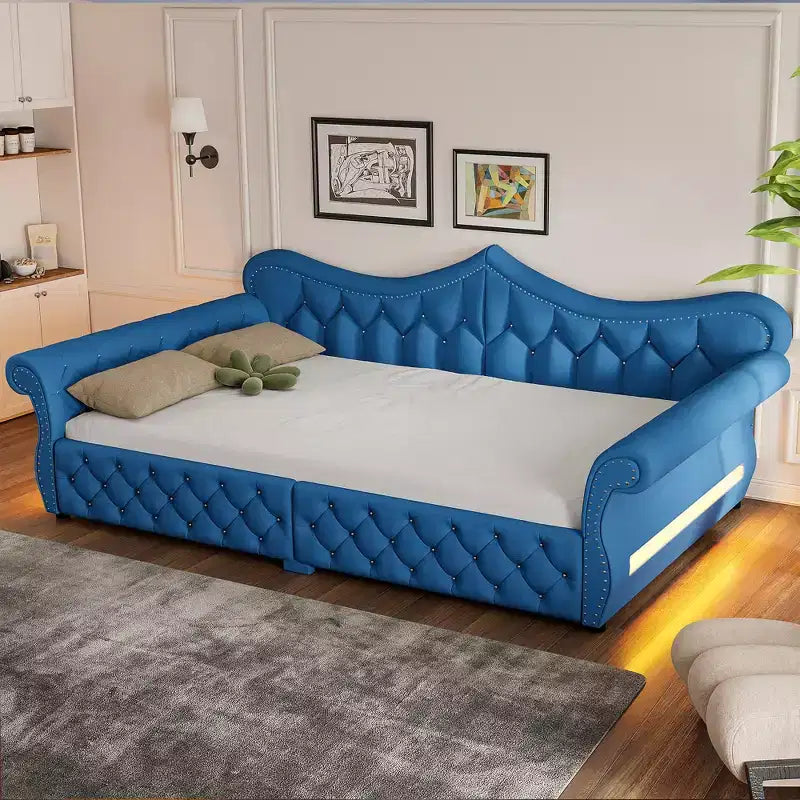 Divano Letto Imbottito ModernLuxe Queen Size con Illuminazione a LED, Rivetti e Schienale in Lino Trapuntato