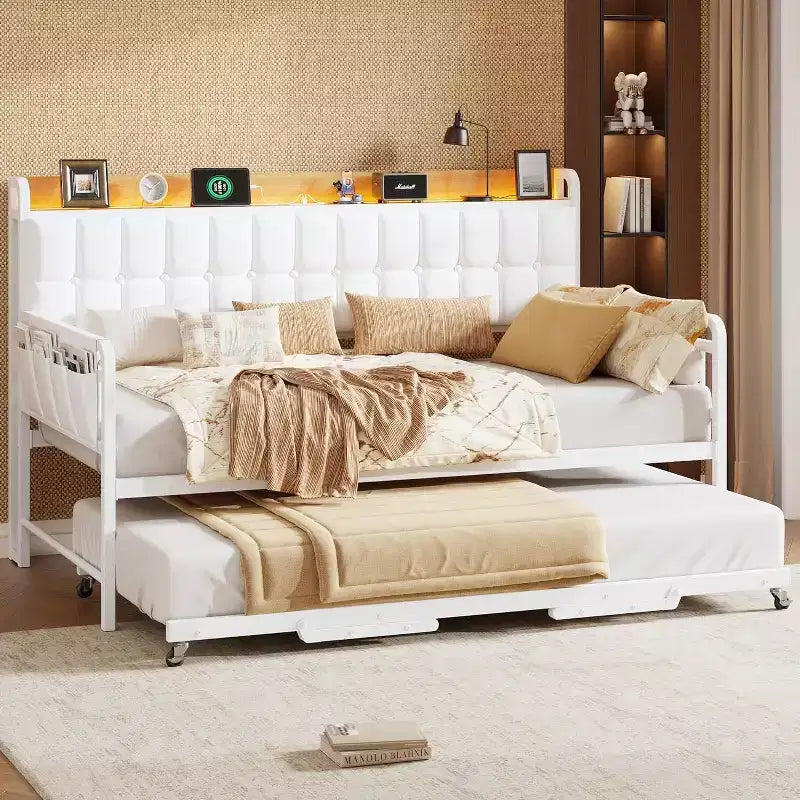 GustoWave Twin Daybed con rete estraibile, luce LED e stazione di ricarica