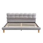 Letto a piattaforma imbottito in ciniglia grigia con testiera a biscotto, Full/Queen/King