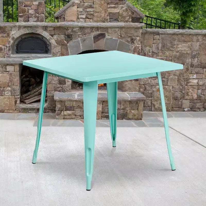 Tavolo quadrato da interno/esterno in metallo di livello commerciale Flash Furniture 31.5
