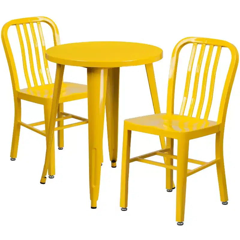 Set da tavolo Flash Furniture di livello commerciale rotondo da 24 pollici in metallo per interni ed esterni con 2 sedie con schienale a doghe verticali