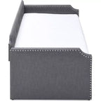 Divano letto imbottito con letto estraibile Bella - Click Decor