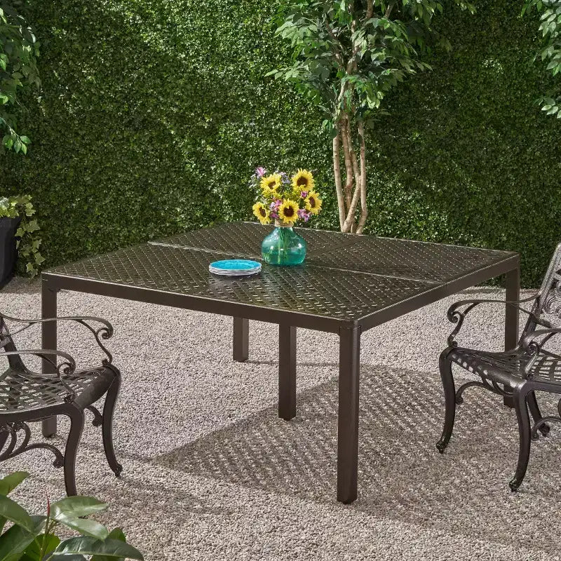 Tavolo da pranzo Tahoe Square in alluminio moderno con dettagli intrecciati - Christopher Knight Home